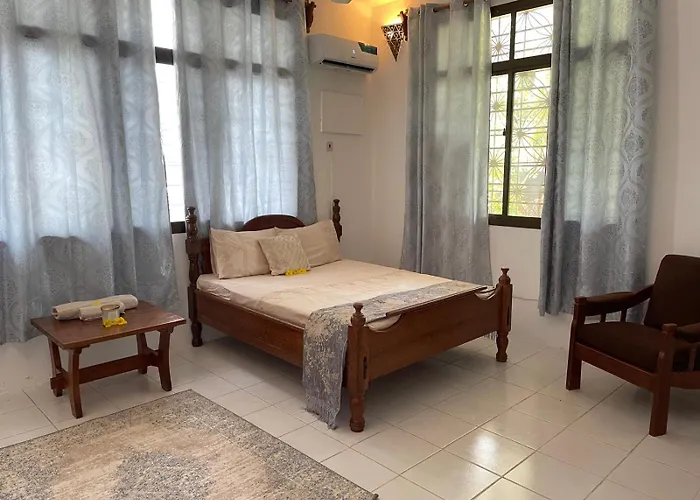 Salama Garden Inn Mbweni